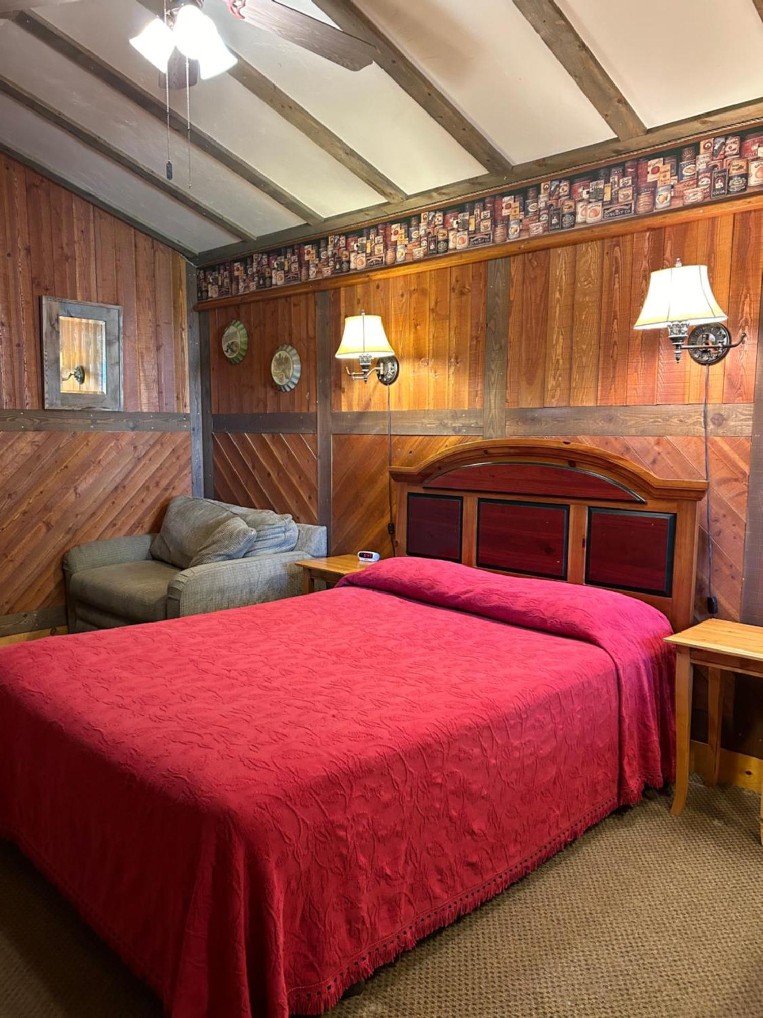 Moore'S Old Pine Inn Marysvale ภายนอก รูปภาพ